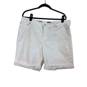 Talbots Women's Girlfriend Denim White Stretch Short 7 1/2 Inseam Size 16 Petite